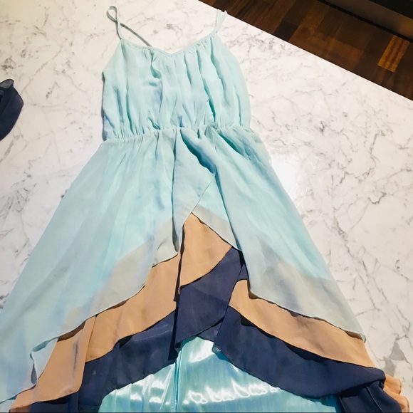 NEW High Low Dress - Picture 4 of 8